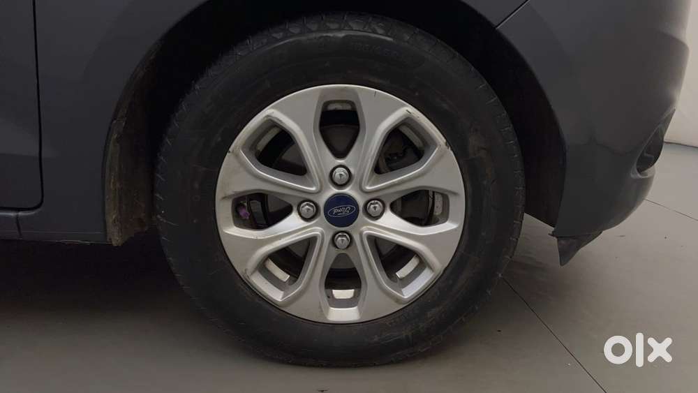 Ford Figo Aspire Titanium, 2017, Petrol