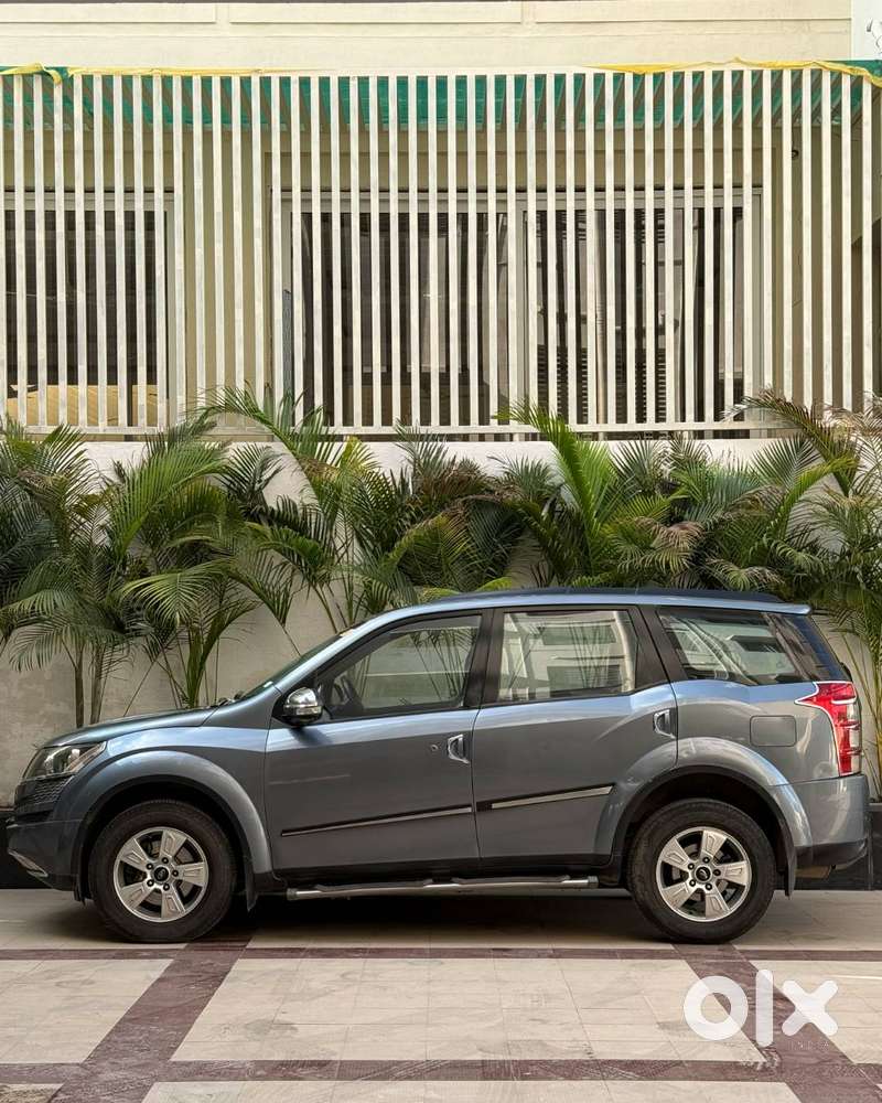 Mahindra Xuv500 W08 First Owner