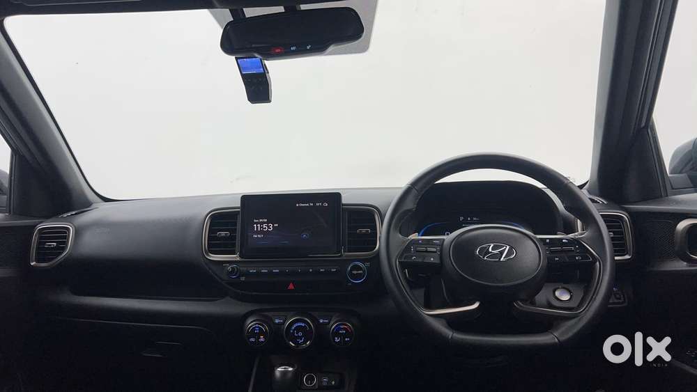 Hyundai Venue Sx(o) 1.0 Turbo Dct Knight Edition, 2023, Petrol