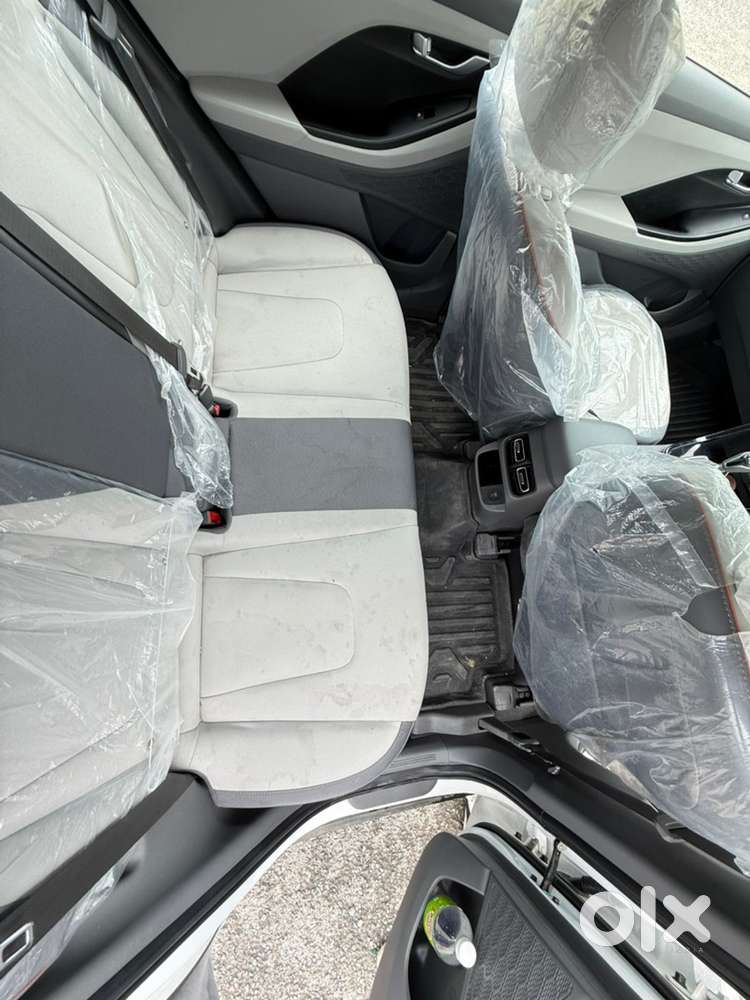 Hyundai Creta Petrol Manual 2026