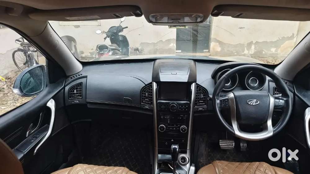 Mahindra Xuv500 2020 Diesel 166799 Km Driven