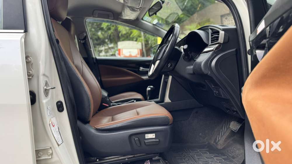 Toyota Innova Crysta [2020-ongoing] 2.4 Zx At 7 Str, 2022, Diesel