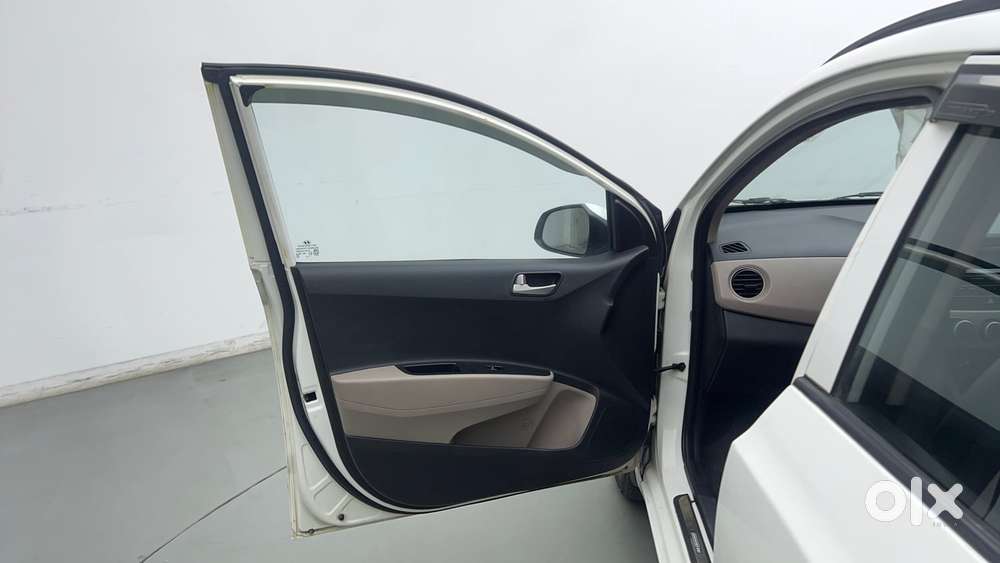 Hyundai Grand I10 1.2 Kappa Sportz, 2015, Petrol