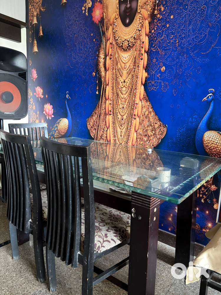 6 Seater Wooden Dining Table with Chairs in Excellent Condition