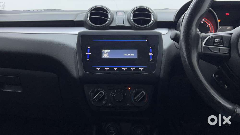 Maruti Suzuki Swift Amt Vvt Vxi, 2022, Petrol