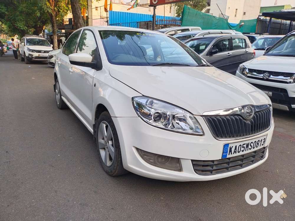 Skoda Rapid 1.6 Mpi Ambition, 2015, Diesel