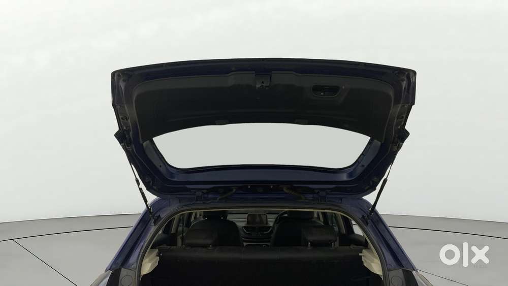 Tata Altroz 1.2 Xza Plus, 2022, Petrol