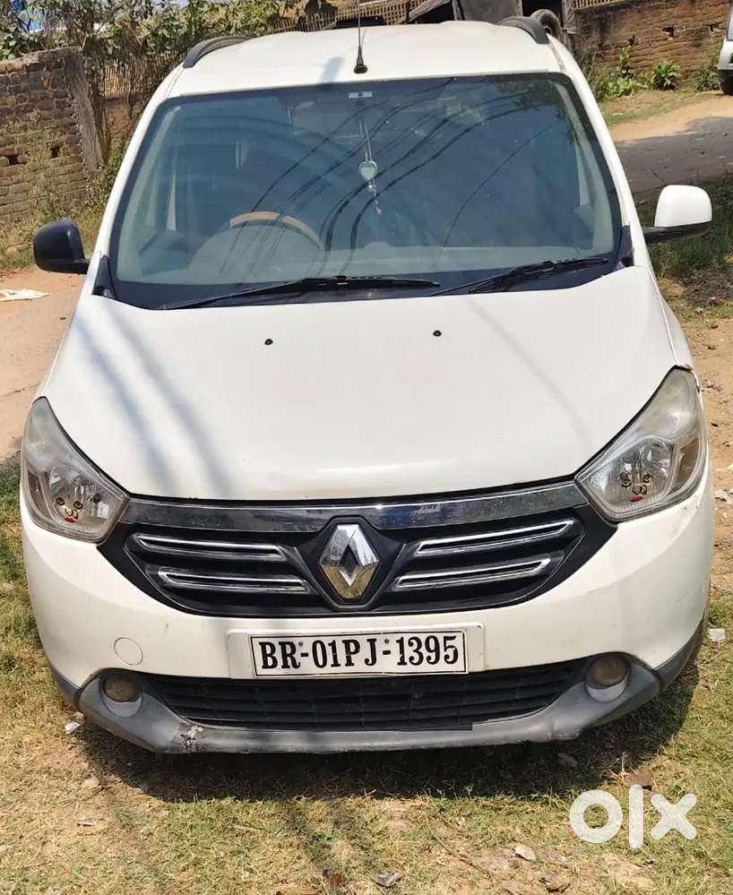 Renault Lodgy 9 Seater Ertiga Ke Look Ka Hai