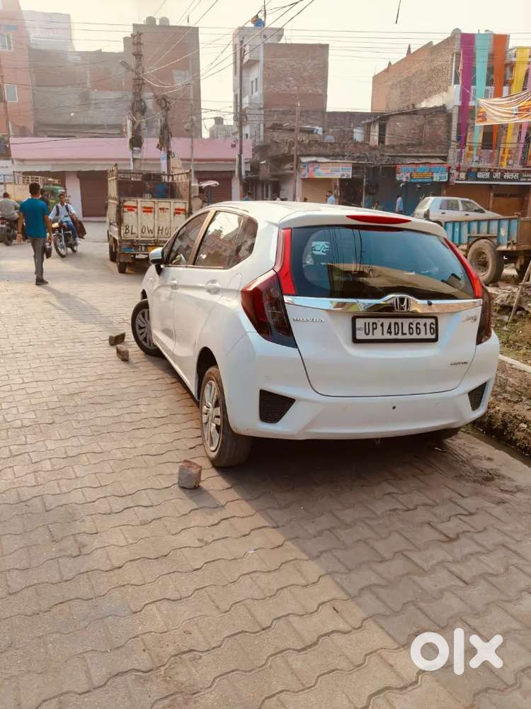 Honda Jazz 2017 Last December Diesel Well Maintained 2017 Dec