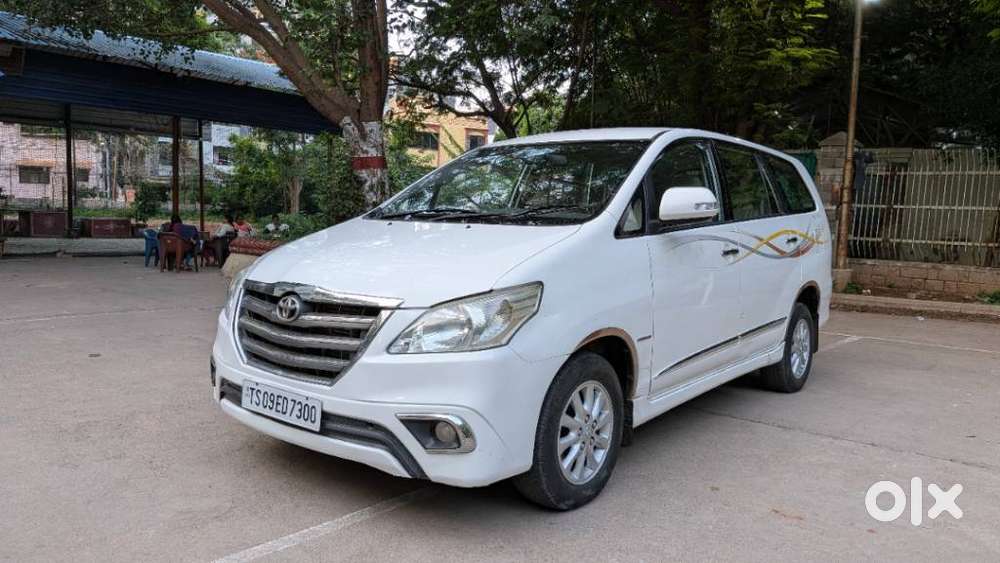 Toyota Innova 2.5 Vx 8 Str, 2015, Diesel