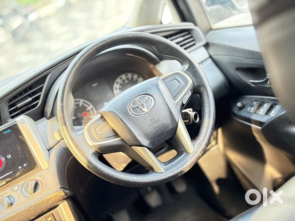 Toyota Innova Crysta 2.7 Gx Mt, 2016, Diesel