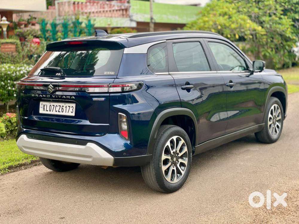 Maruti Suzuki Grand Vitara 1.5 Alpha Smart Hybrid At, 2022, Petrol