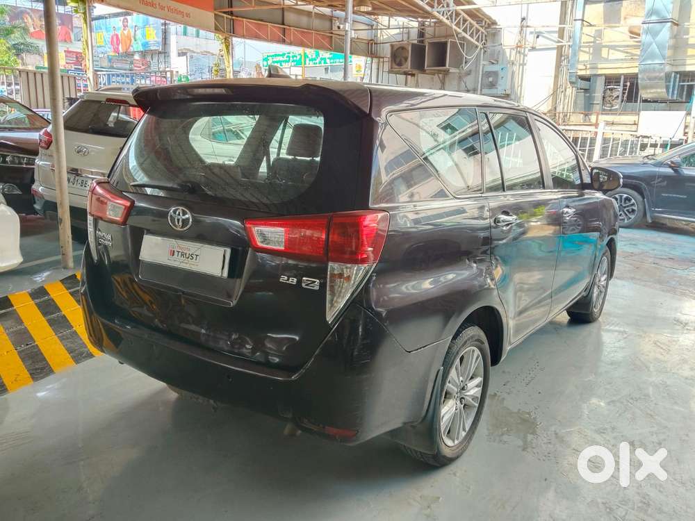 Toyota Innova Crysta, 2016, Diesel