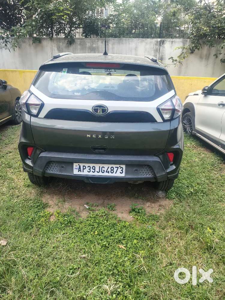 Tata Nexon Revotron 2021 Manual Petrol