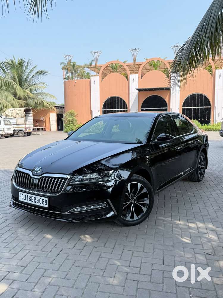 Skoda Superb 2.0 L&k Tsi At, 2022, Petrol