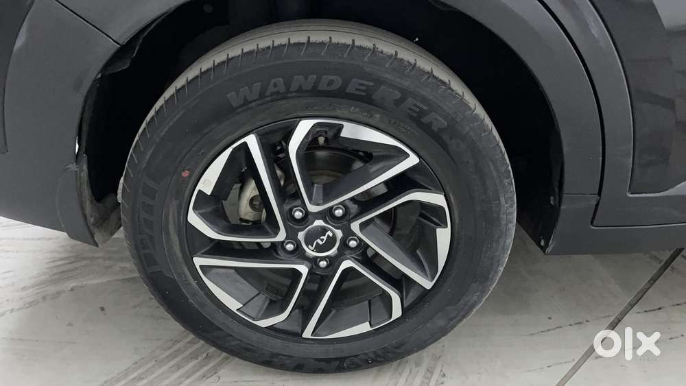 Kia Carens 1.4 Prestige Plus Turbo 7 Str, 2022, Petrol