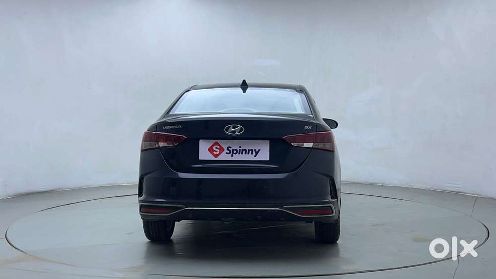Hyundai Verna 1.5 Sx Vtvt Ivt, 2021, Petrol