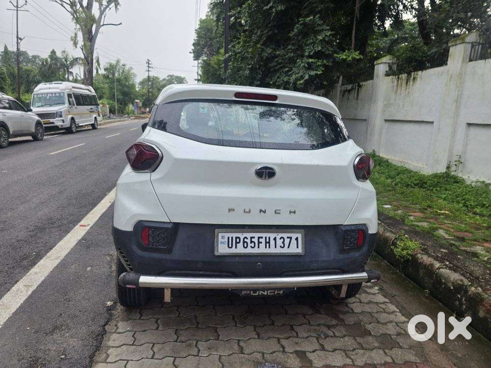 Tata Punch 1.2 Revotron Accomplished Camo Edition, 2025, Petrol