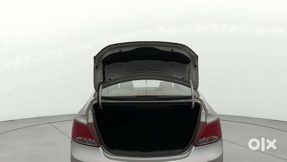 Hyundai Verna 2016-2017 1.6 Vtvt S, 2016, Petrol