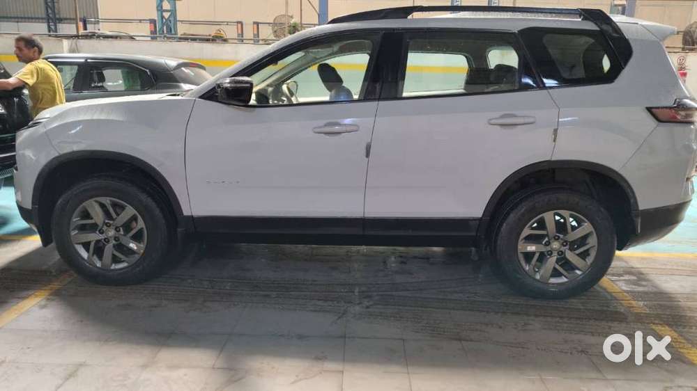 Tata Safari Diesel 2024