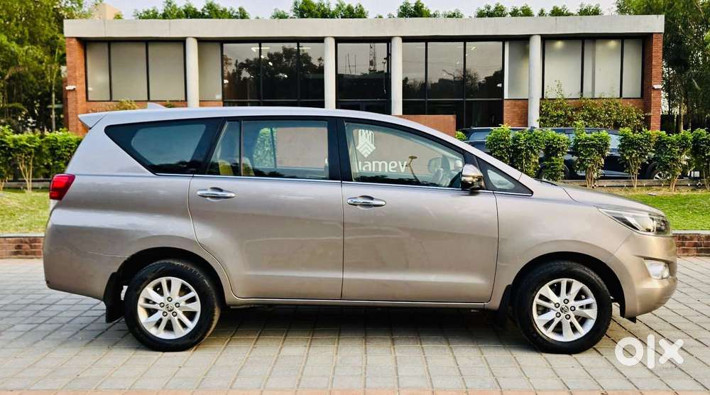 Toyota Innova Crysta 2.4 V 7 Str, 2019, Diesel