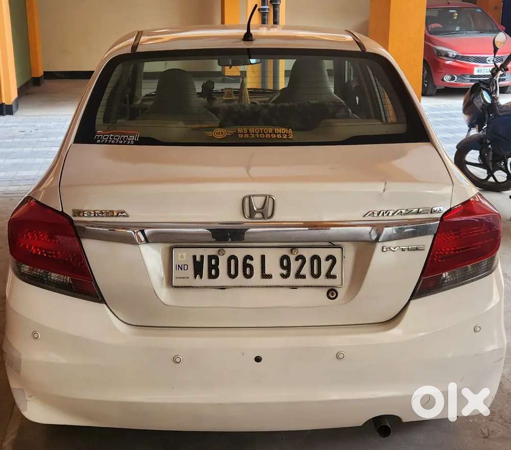 Honda Amaze 2015 Petrol 64200 Km Driven