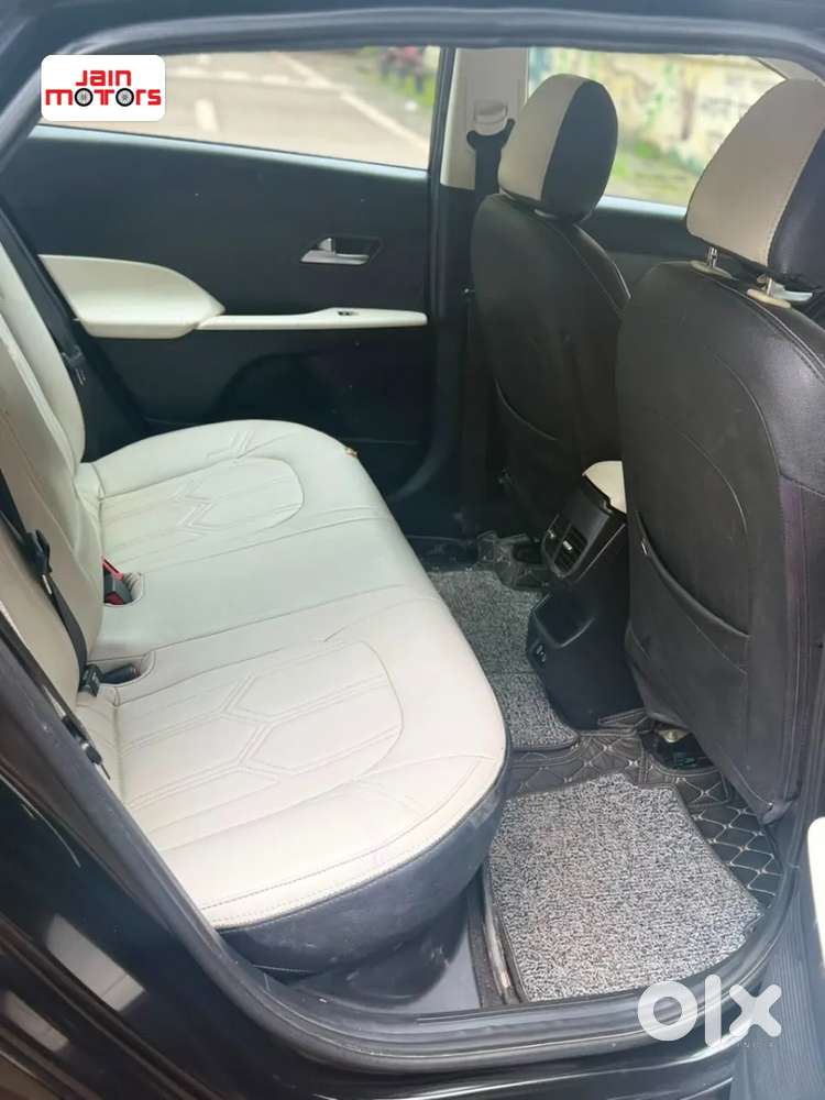 Hyundai Verna 1.5 Sx Petrol Mt, 2023, Petrol