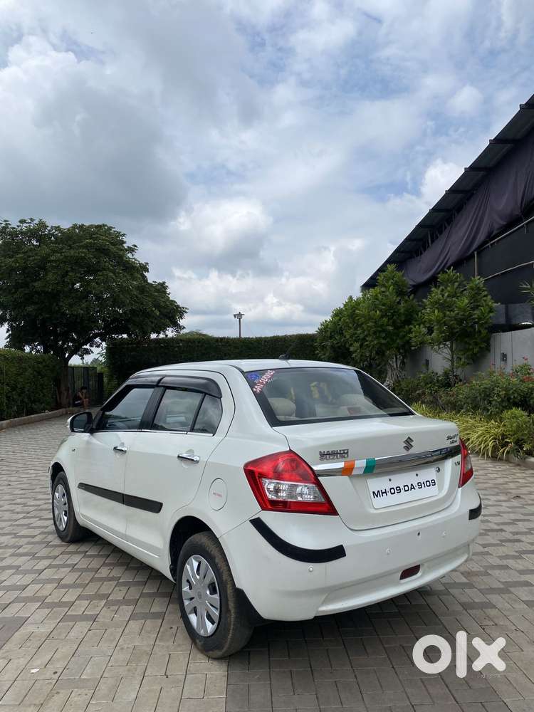 Maruti Suzuki Swift Dzire 1.2 Vxi Bsiv, 2014, Petrol