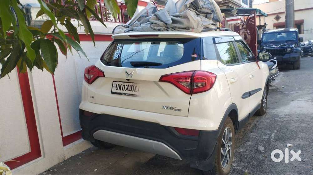 Mahindra Xuv300 2023 Suv