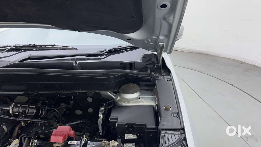 Maruti Suzuki Grand Vitara 1.5 Delta Smart Hybrid At, 2024, Petrol