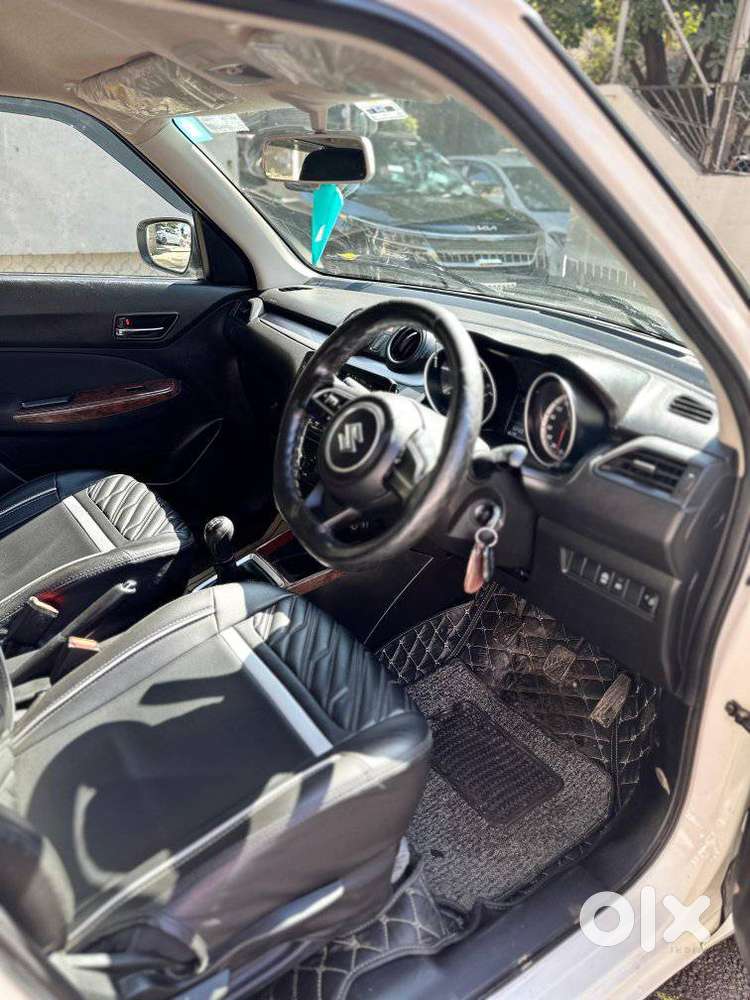 Maruti Suzuki Swift Vxi + Manual, 2022, Petrol