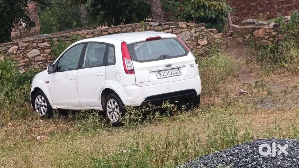 Ford Figo Diesel Titanium 2014