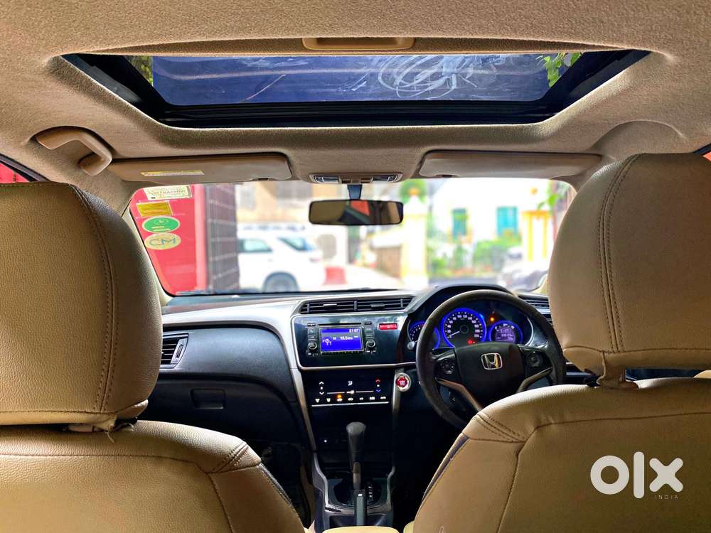 Honda City V At Sunroof I-vtec, 2016, Petrol