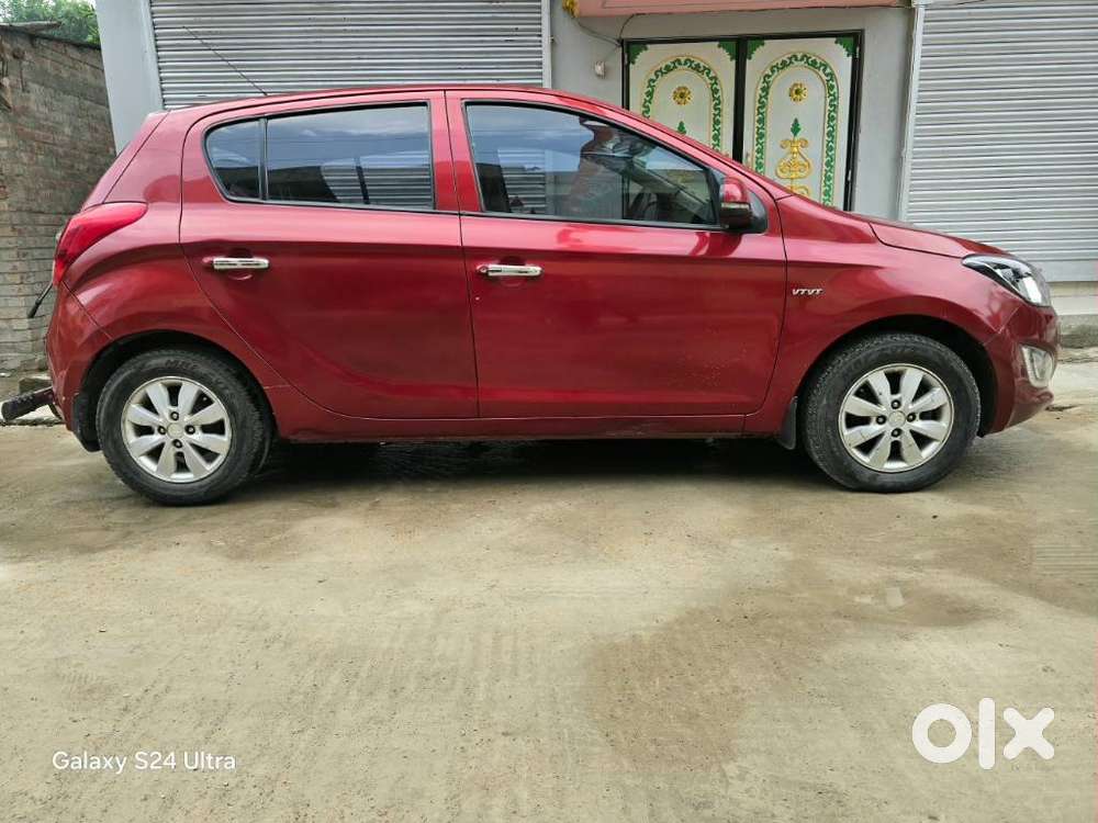 Hyundai I20 Sportz 1.2 Bs-iv, 2013, Petrol