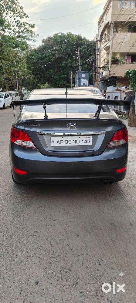 Hyundai Verna 1.6 Sx Vtvt (o), 2014, Petrol