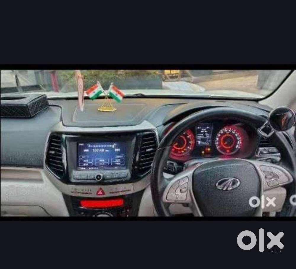 Xuv300 W8 (o) Petrol