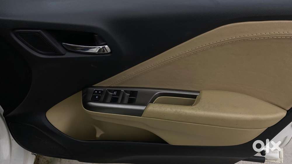 Honda City 2015-2017 I Vtec V, 2016, Petrol