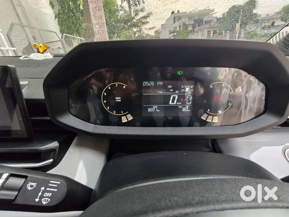 Tata Sierra Pure Petrol Manual 2026
