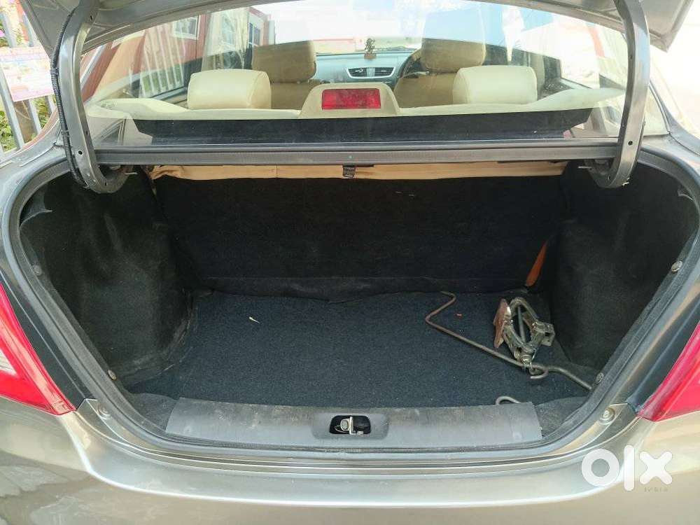 Maruti Suzuki Swift Dzire 2015-2017 Vdi Abs, 2016, Diesel