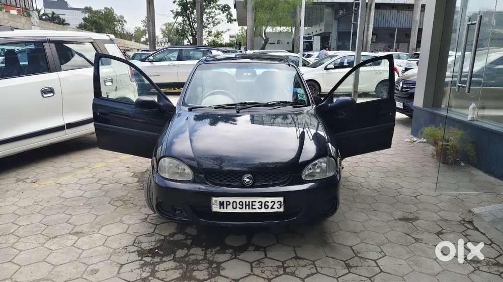 Opel Corsa 2005 Full Original 1st Owner New Kagaj New Tyre New Battery