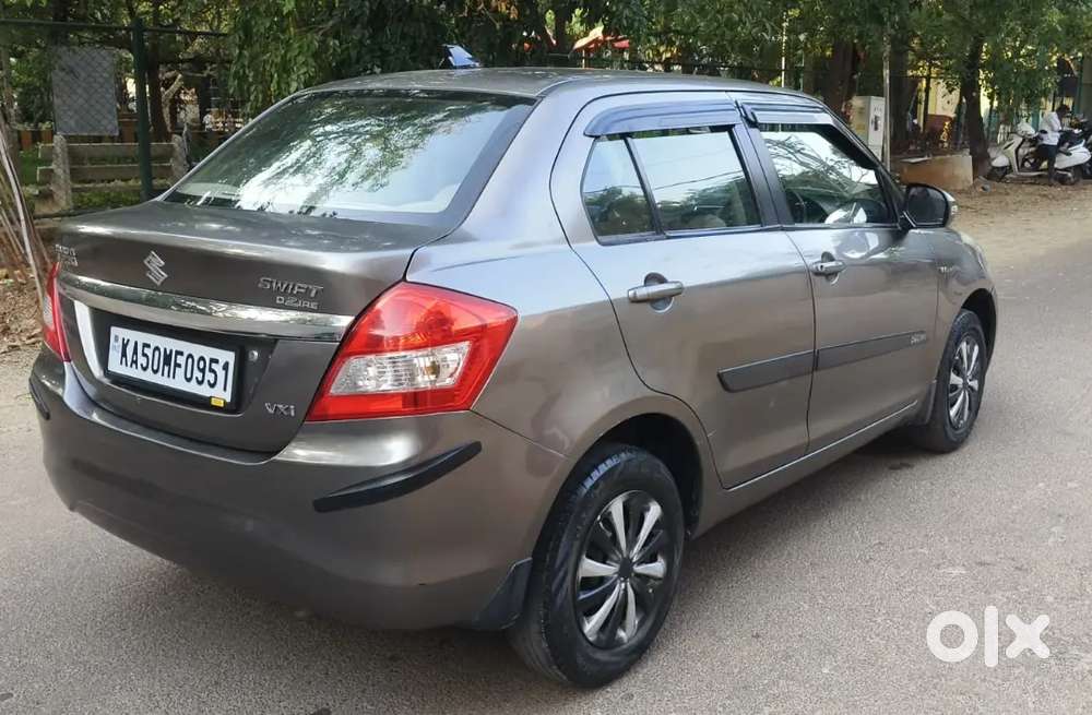 Maruti Suzuki Swift Dzire 2016 Petrol 77000 Km Driven