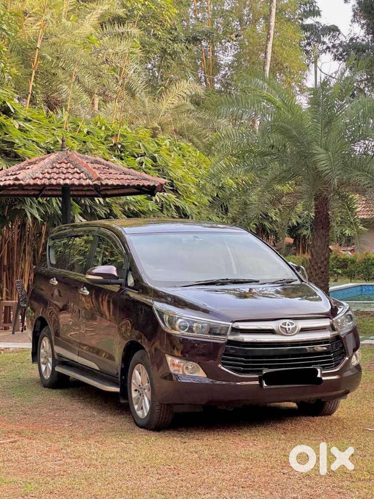 Toyota Innova Crysta 2.4 Vx Mt 8s, 2016, Diesel