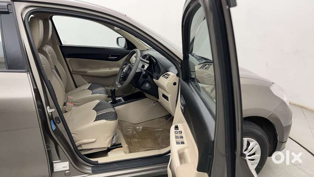 Maruti Suzuki Dzire 1.2 Vxi, 2023, Petrol