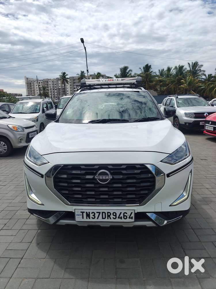 Nissan Magnite 1.0 Xv Premium, 2023, Petrol