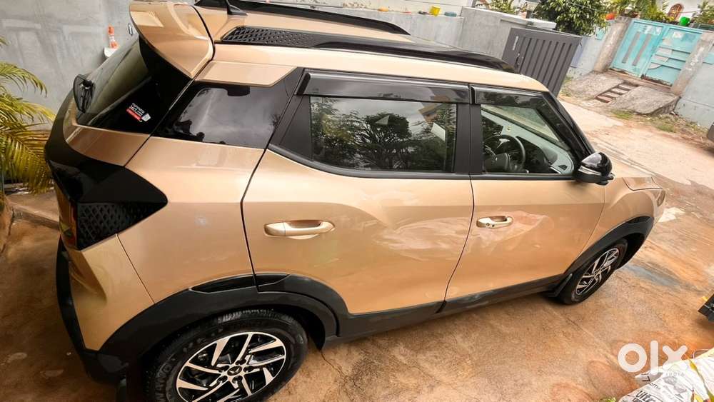 Mahindra Xuv 3xo Petrol 2025