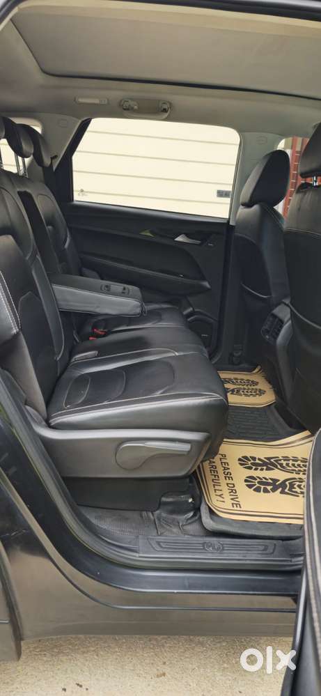 Mg Hector Plus Sharp Pro Blackstorm 2.0 Turbo Diesel 7 Str, 2020, Di..