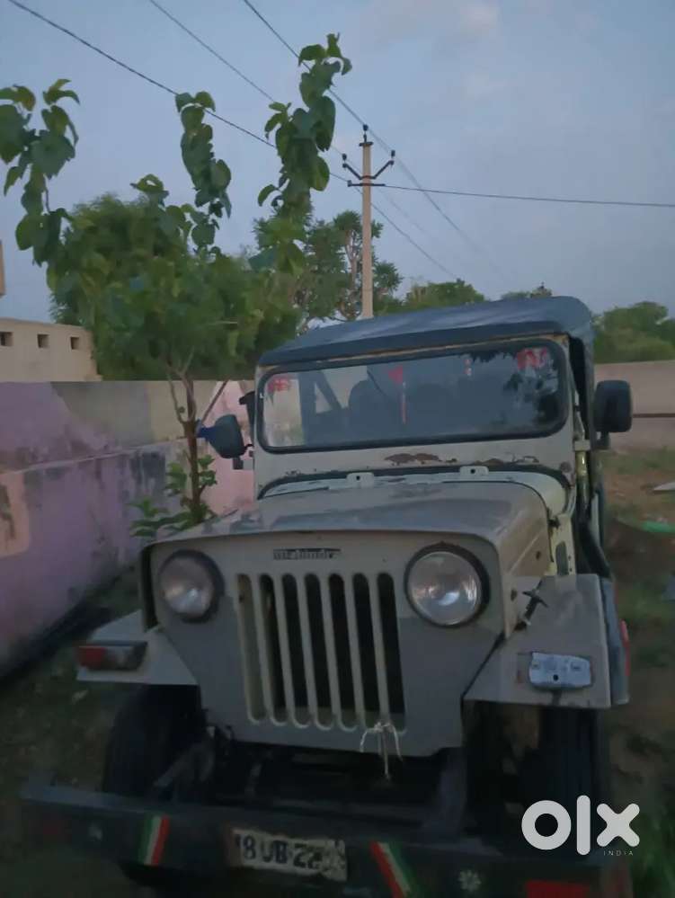 Mahindra Jeep 1985