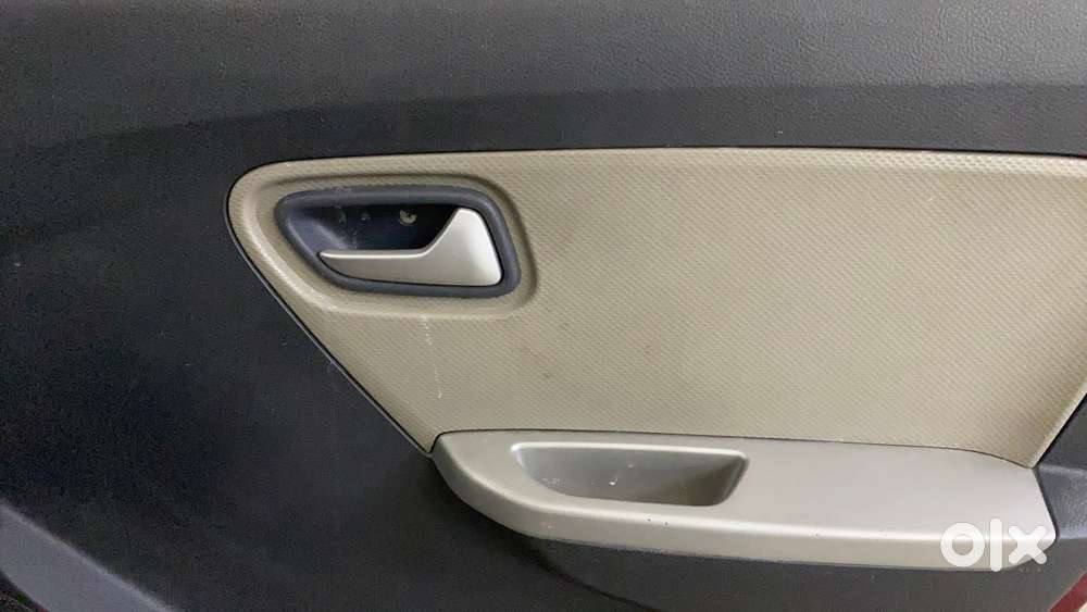 Maruti Suzuki Alto K10 Vxi Amt, 2016, Petrol