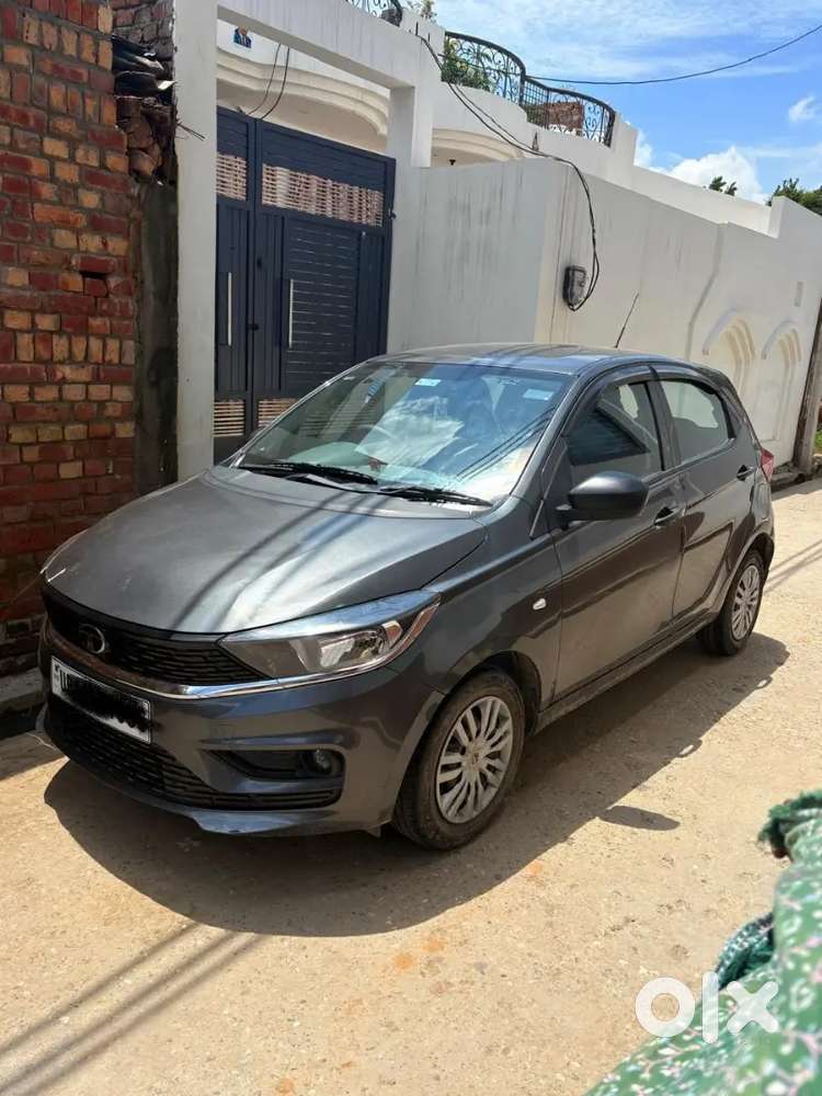 Tata Tiago Xm पेट्रोल मैनुआल 2025