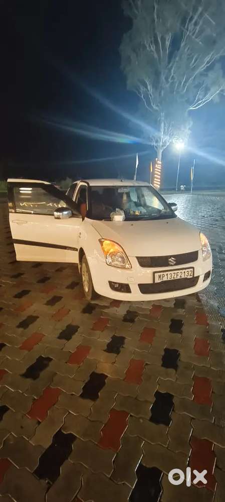 Maruti Suzuki Dzire 2016 Year